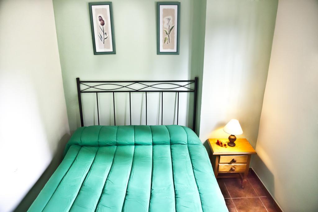 Cortijo Puerta Casas Rurales Órgiva Szoba fotó