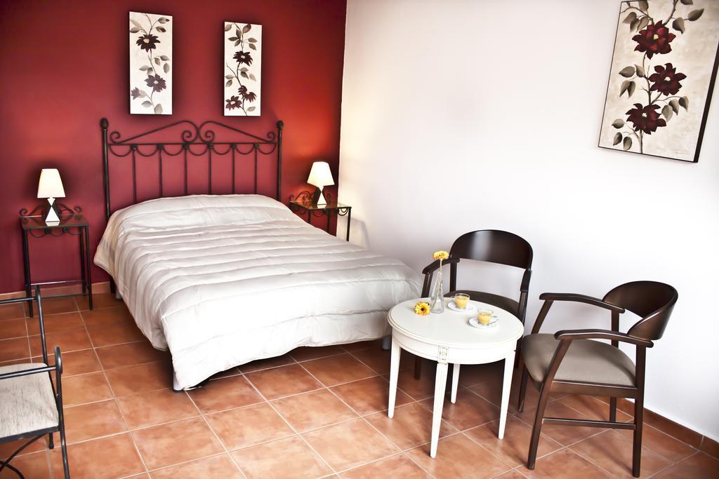 Cortijo Puerta Casas Rurales Órgiva Szoba fotó